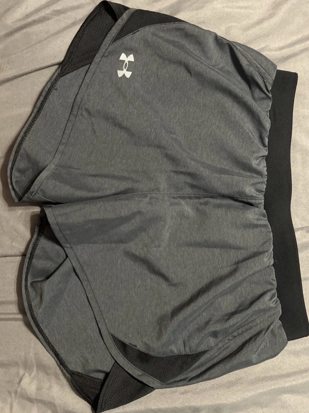 Under Armour Men’s Dark Gray Athletic Training Shorts